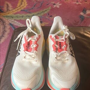 Womens Hoka Ceilio plated running shoe